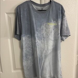 Hurley Men's Blue and White Short Sleeve Tee